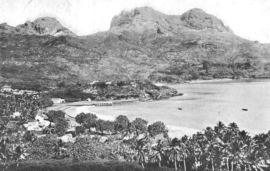tuhiva fort collet 1900PNG
